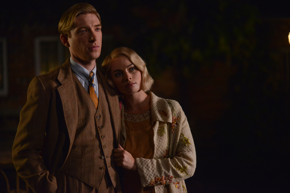 Domhnall Gleeson and Margot Robbie in Goodbye Christopher Robin / Photo by David Appleby