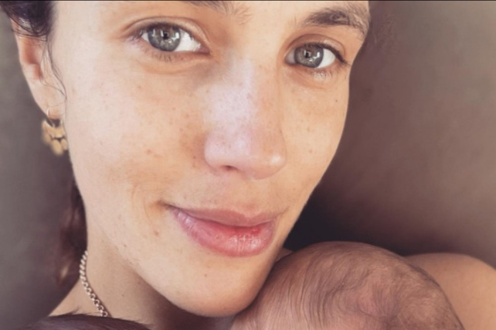 Jessica Brown Findlay has given birth to twins