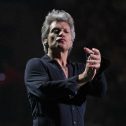 Jon Bon Jovi says Shania Twain helped him as he underwent vocal cord surgery