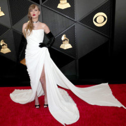 Travis Kelce loved Taylor Swift's Grammys gown