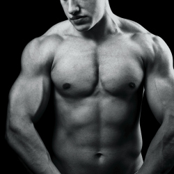 Washboard Abs, Big Biceps and Perfect Pecs Make the Perfect Partner