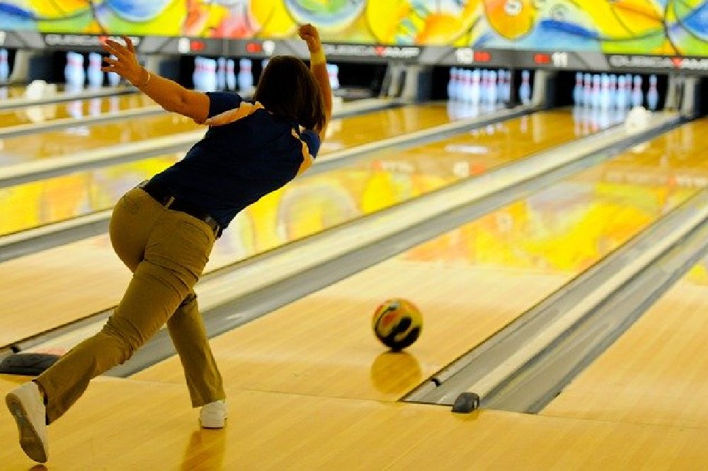 Eight reasons to go bowling with your partner