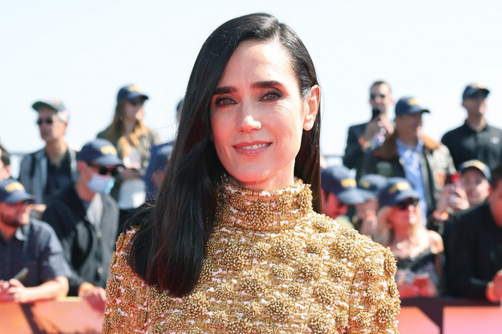 Jennifer Connelly dreams of going back to college