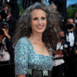 Andie MacDowell gets advice from her daughter