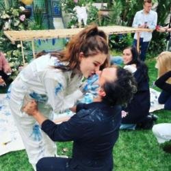 Johnny Galecki and Alaina Meyers (c) Instagram