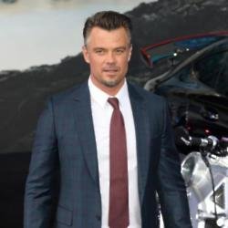 Josh Duhamel at the premiere of 'Transformers: The Last Knight'